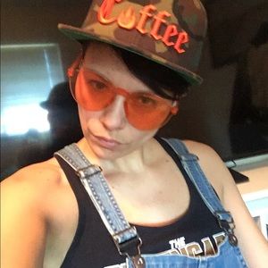 Meet your Posher, Amber